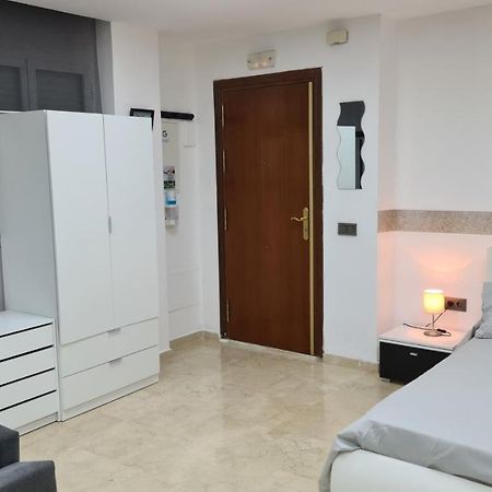 Apartamentos Porvera Jerez Centro Херес де ла Фронтера Екстериор снимка