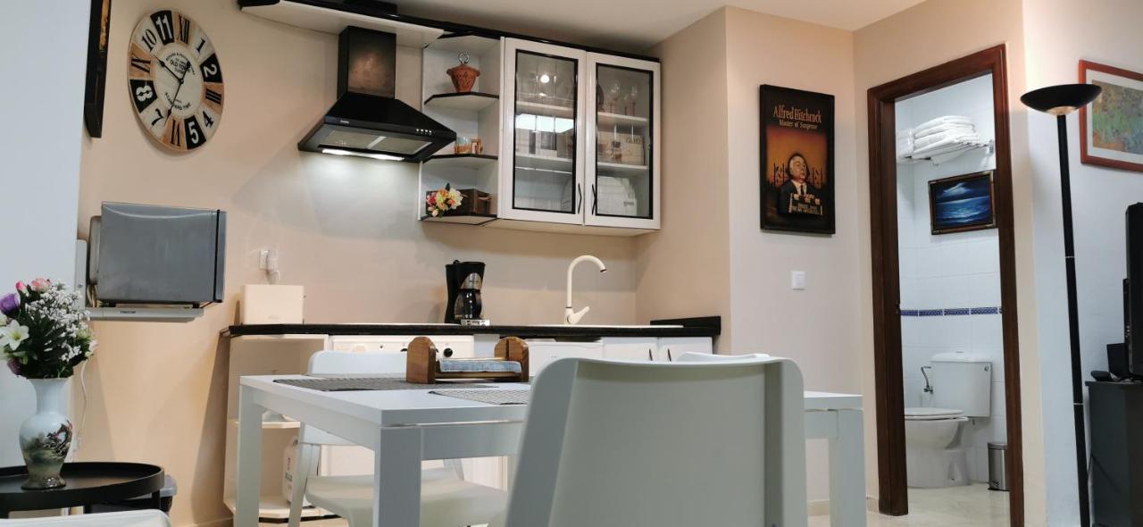 Apartamentos Porvera Jerez Centro Херес де ла Фронтера Екстериор снимка