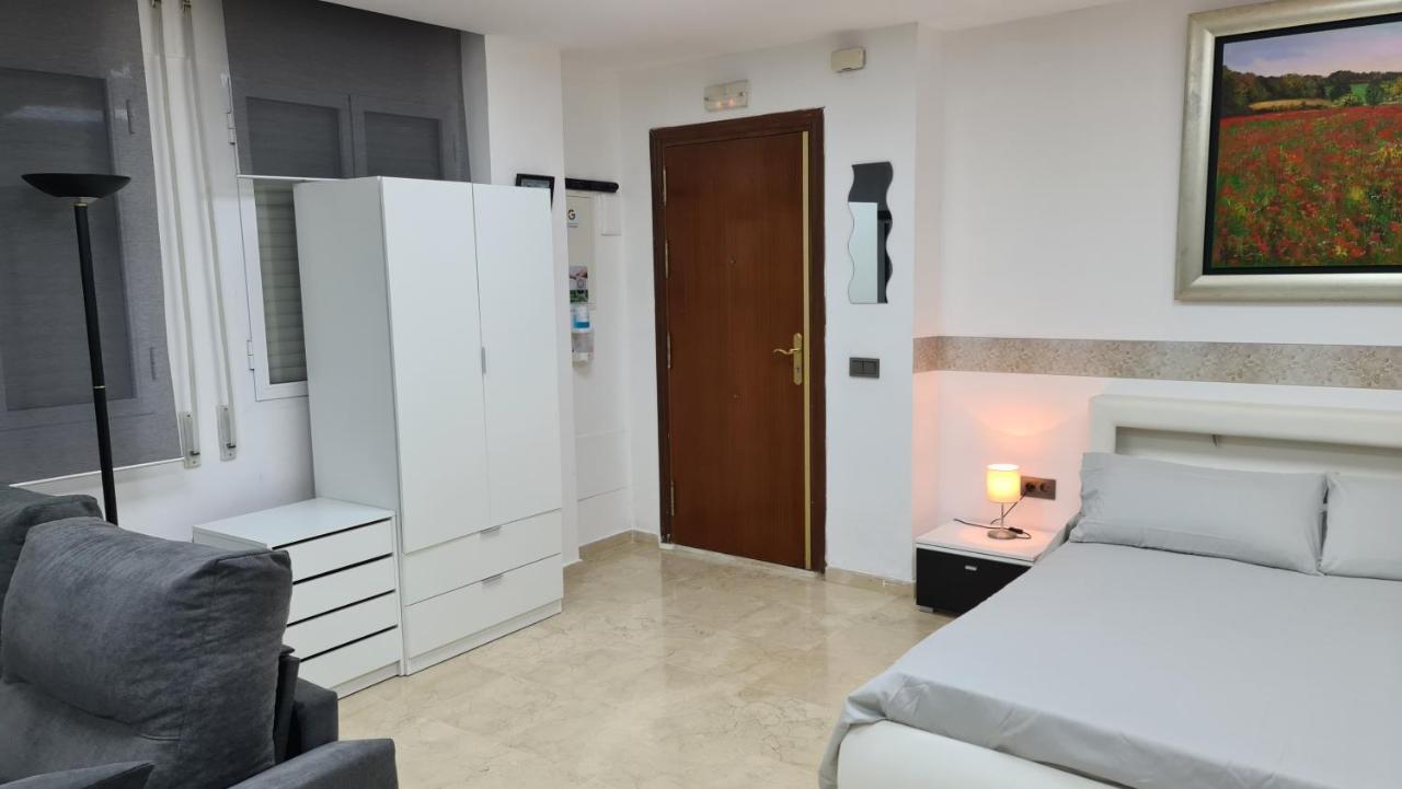 Apartamentos Porvera Jerez Centro Херес де ла Фронтера Екстериор снимка